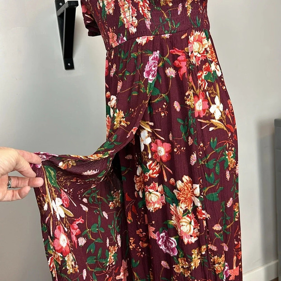 NWT Warehouse One high low bottom, crinkle rayon flutter sleeve dress - Picture 3 of 9